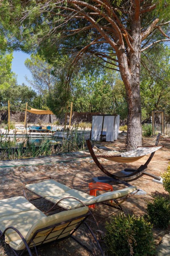 L'Etang Des Cigales Apartman Uchaux Kültér fotó