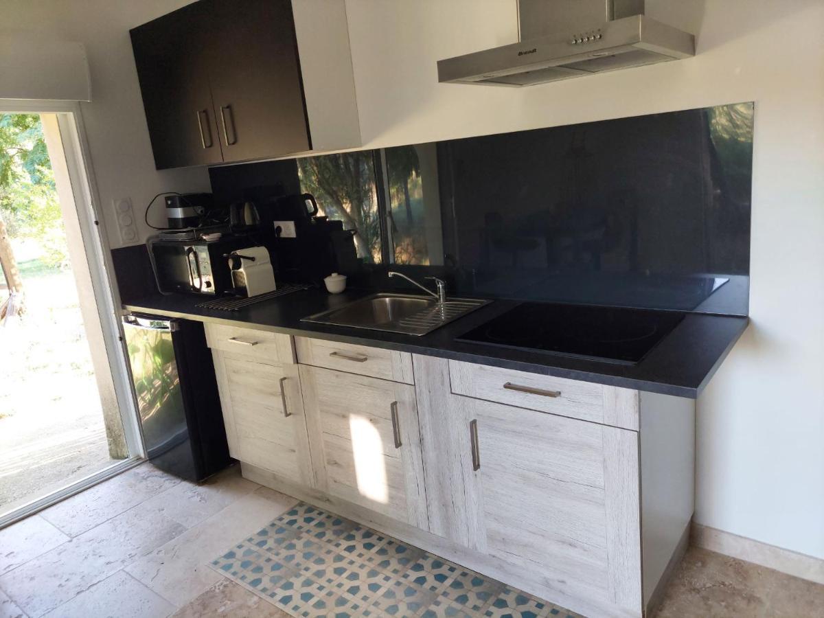 L'Etang Des Cigales Apartman Uchaux Kültér fotó